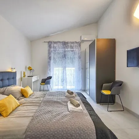 Lounge Modern House With Private Pool **** Villa *