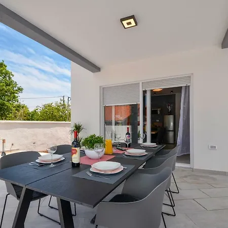 Lounge Modern House With Private Pool **** Villa *