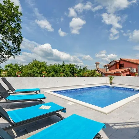 Lounge Modern House With Private Pool **** Kavran