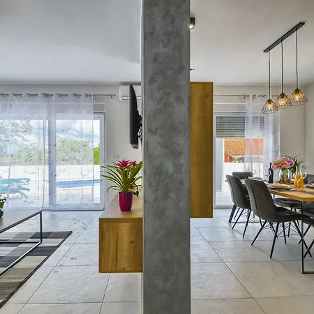 Villa Lounge Modern House With Private Pool **** Kavran